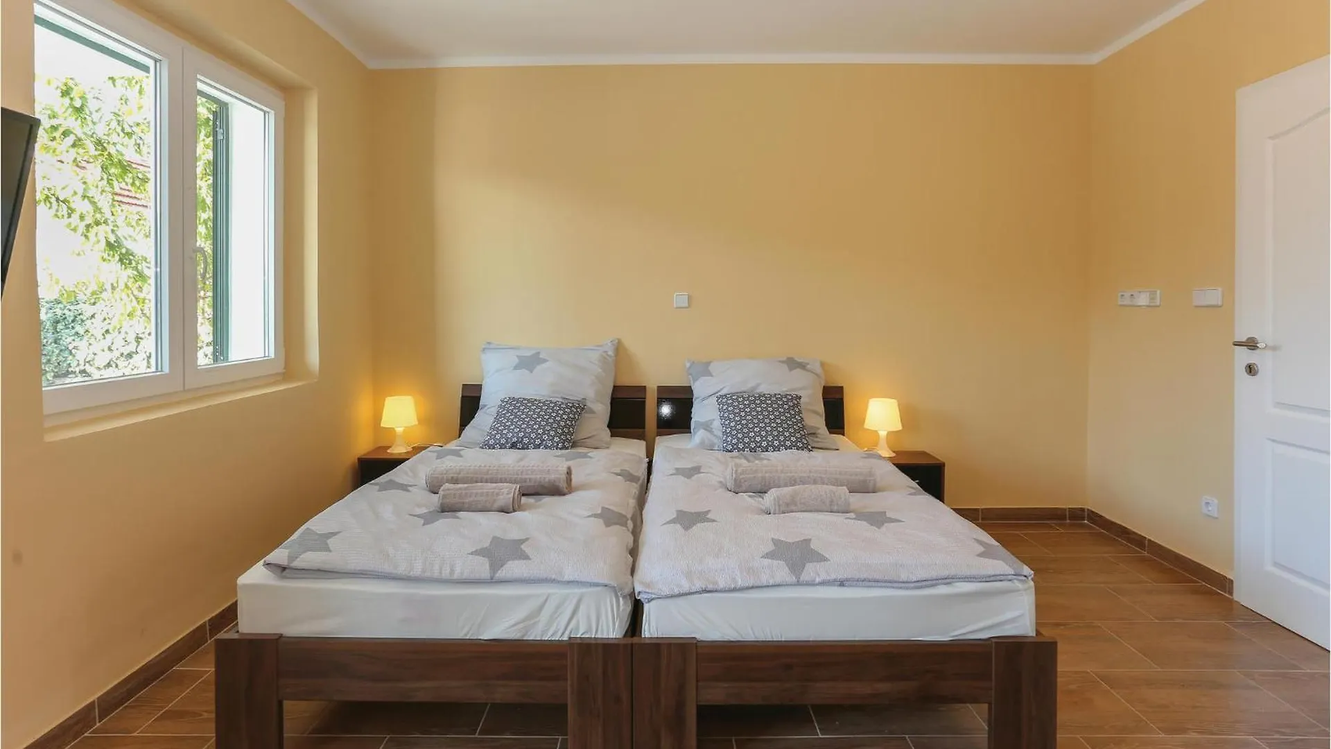 Gorgeous Apartment In Kastel Stari With Wifi Kastela