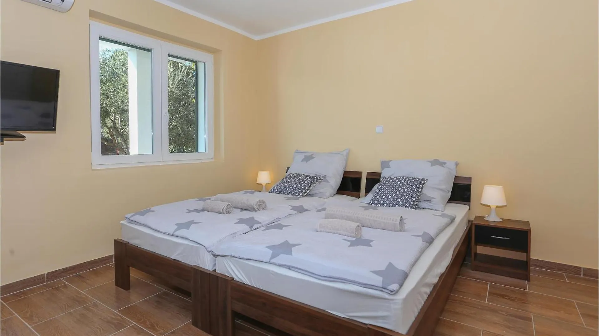 Gorgeous Apartment In Kastel Stari With Wifi Kastela