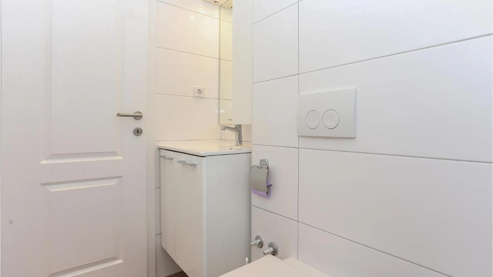 Gorgeous Apartment In Kastel Stari With Wifi Kastela