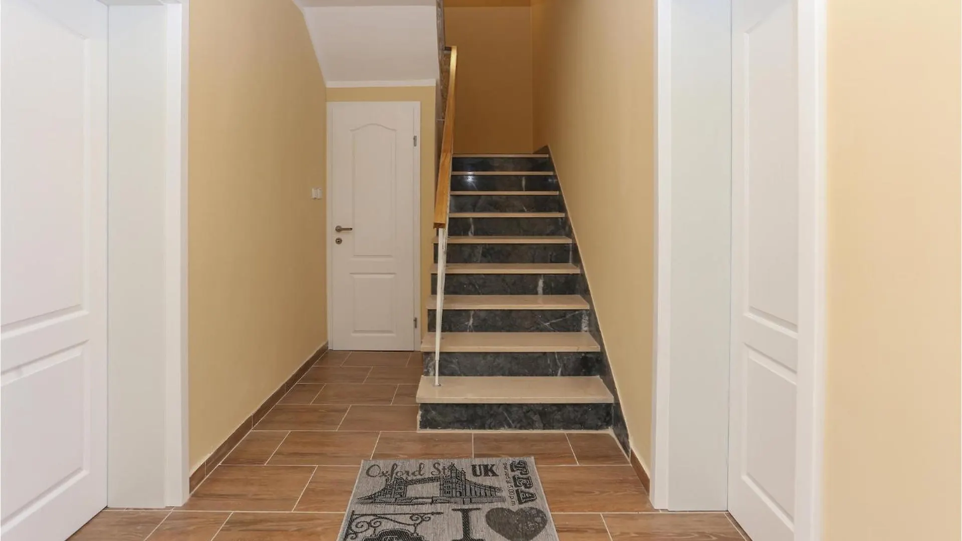 Gorgeous Apartment In Kastel Stari With Wifi Kastela Croatia